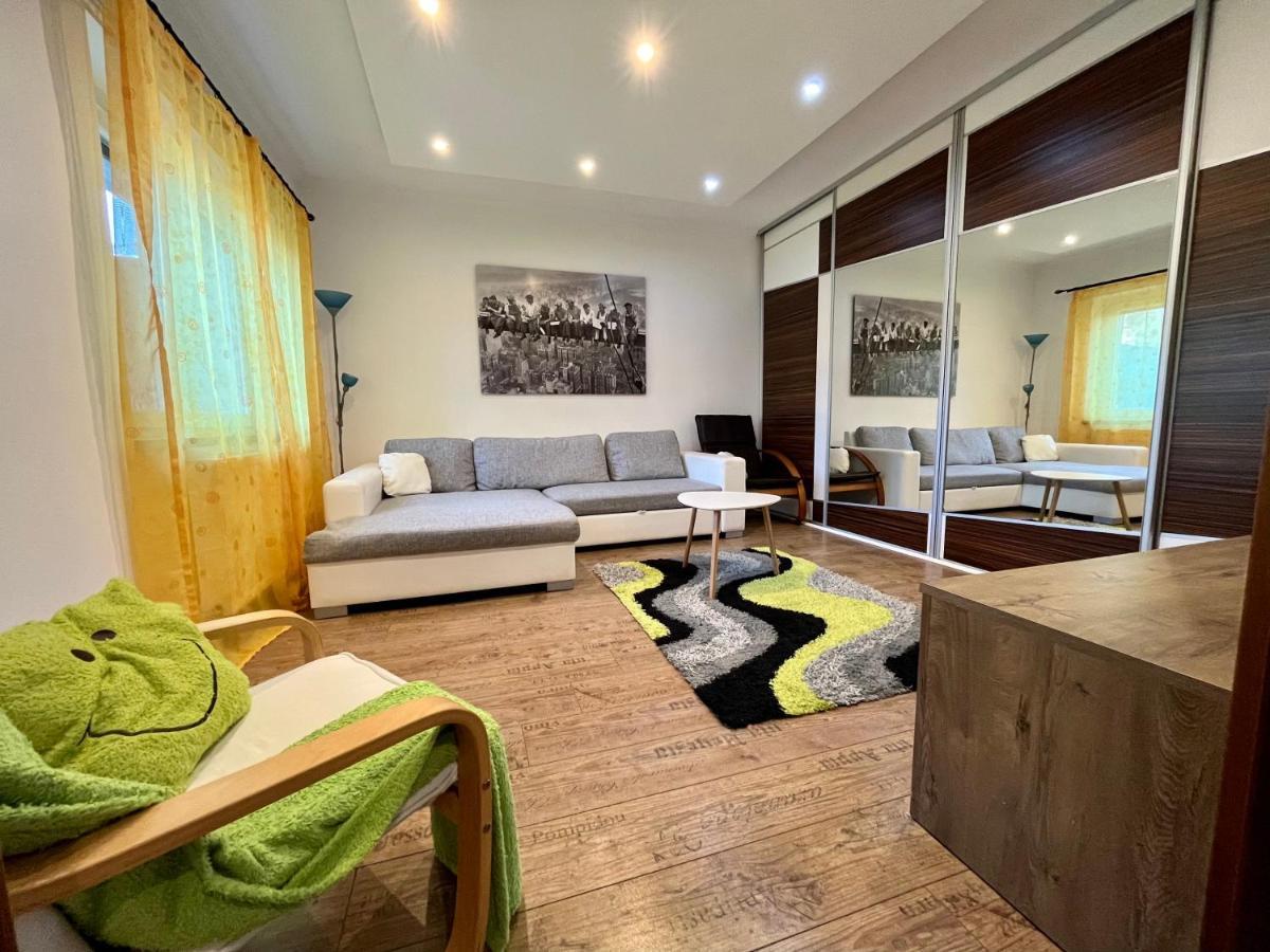Rabbit Apartman Mosonmagyaróvár Dış mekan fotoğraf
