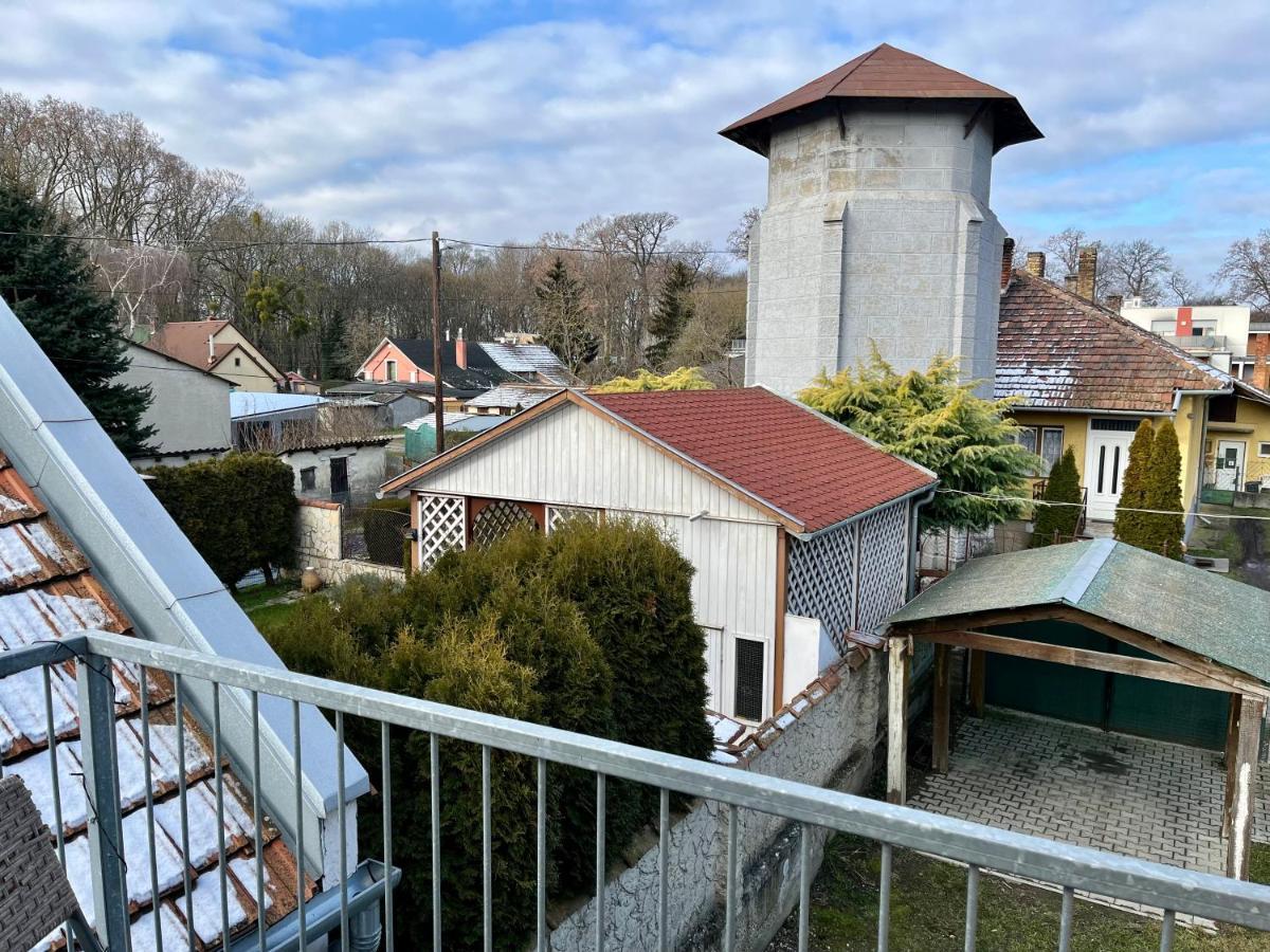 Rabbit Apartman Mosonmagyaróvár Dış mekan fotoğraf